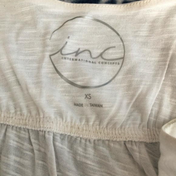 Inc tank top - Picture 2 of 3